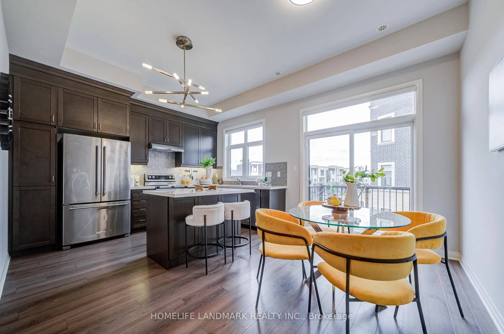 Photo 24 of 5 Arianna Crescent, Vaughan, Patterson — HOMEH