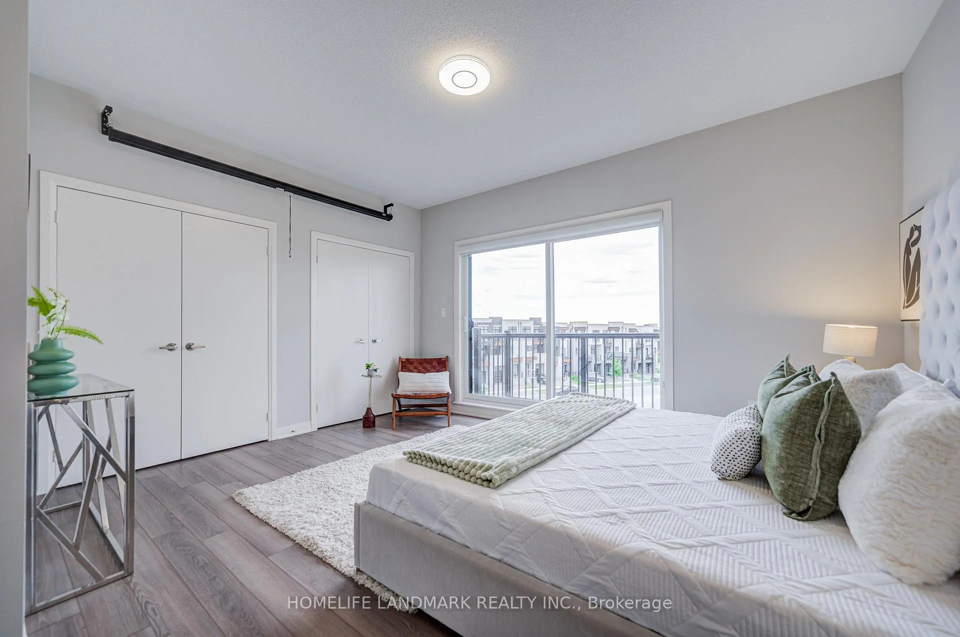 Photo 30 of 5 Arianna Crescent, Vaughan, Patterson — HOMEH