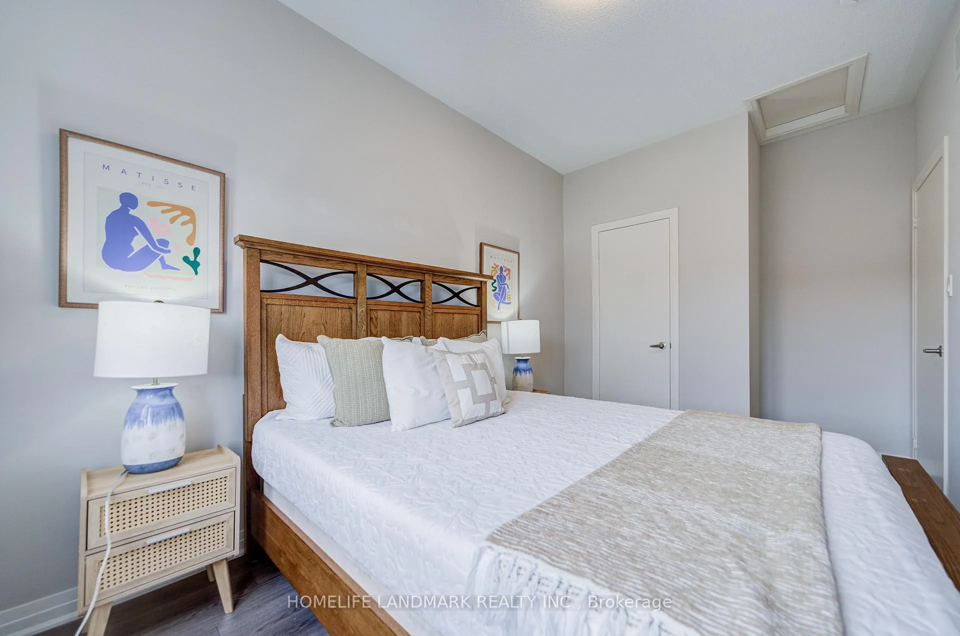 Photo 40 of 5 Arianna Crescent, Vaughan, Patterson — HOMEH