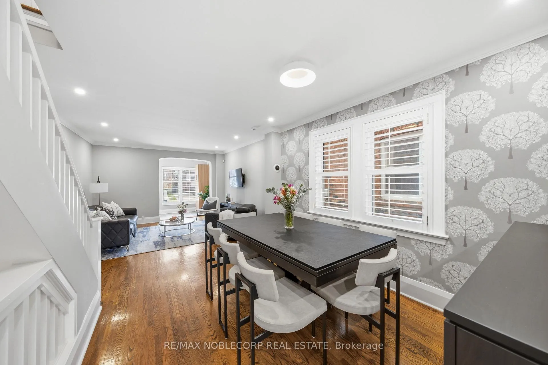 Photo 10 of 144B Roslin Avenue, Toronto, Lawrence Park North — HOMEH