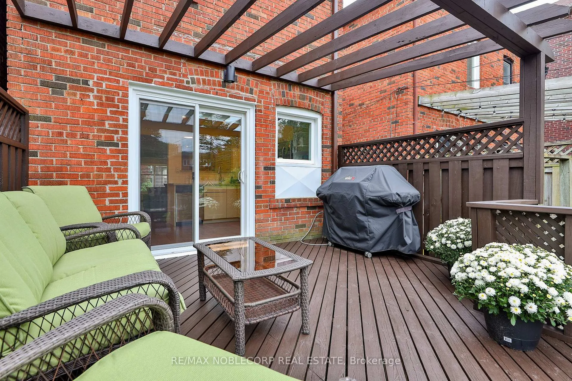 Photo 27 of 144B Roslin Avenue, Toronto, Lawrence Park North — HOMEH
