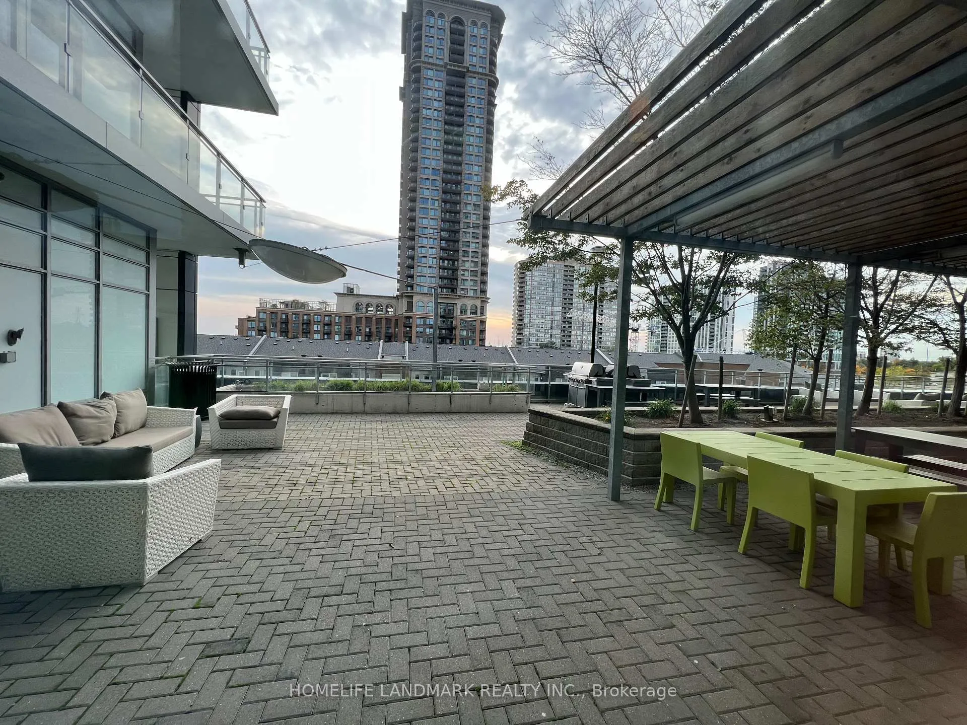Photo 14 of Unit 2504, 360 Square One Drive, Mississauga, City Centre — HOMEH
