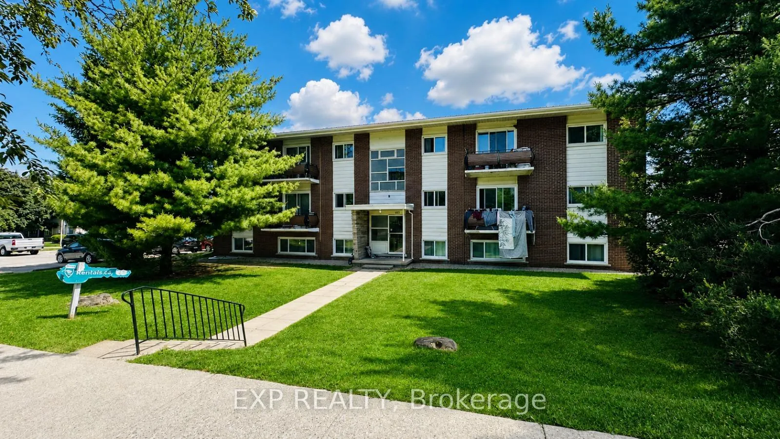 Photo 1 of Unit 2, 428 Barrie Place, Waterloo, Lakeshore Village — HOMEH