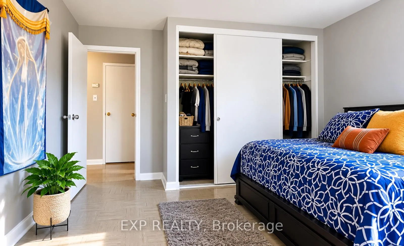 Photo 12 of Unit 2, 428 Barrie Place, Waterloo, Lakeshore Village — HOMEH