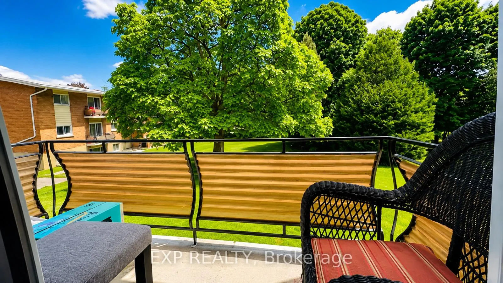 Photo 18 of Unit 2, 428 Barrie Place, Waterloo, Lakeshore Village — HOMEH