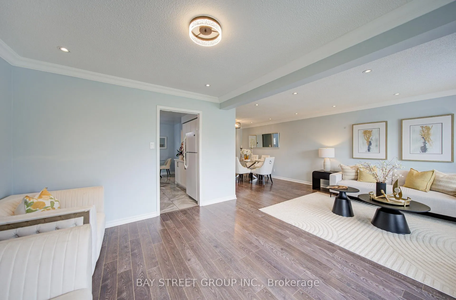 Photo 12 of 39 Ketchum Crescent, Markham, Middlefield — HOMEH