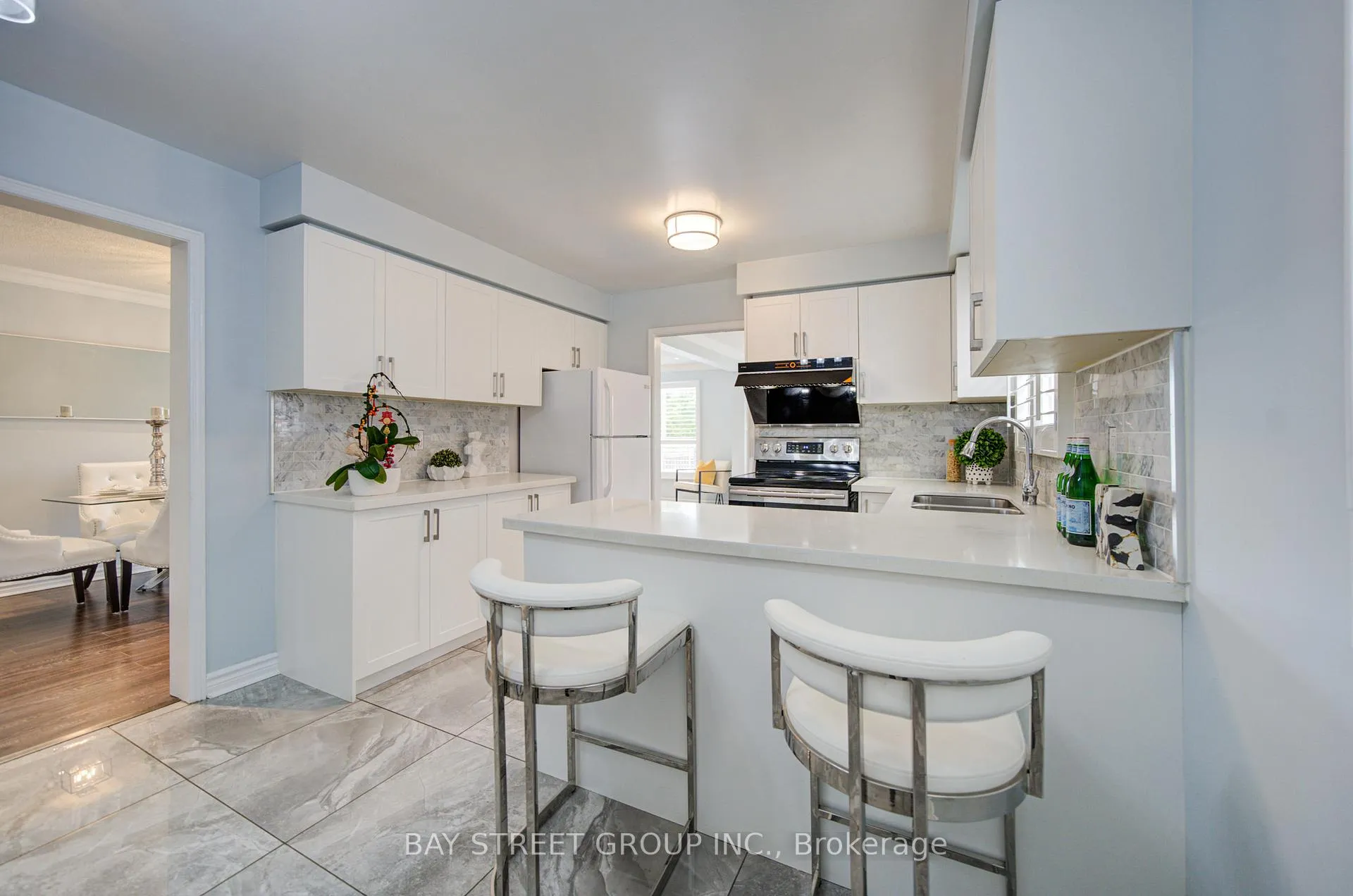 Photo 17 of 39 Ketchum Crescent, Markham, Middlefield — HOMEH