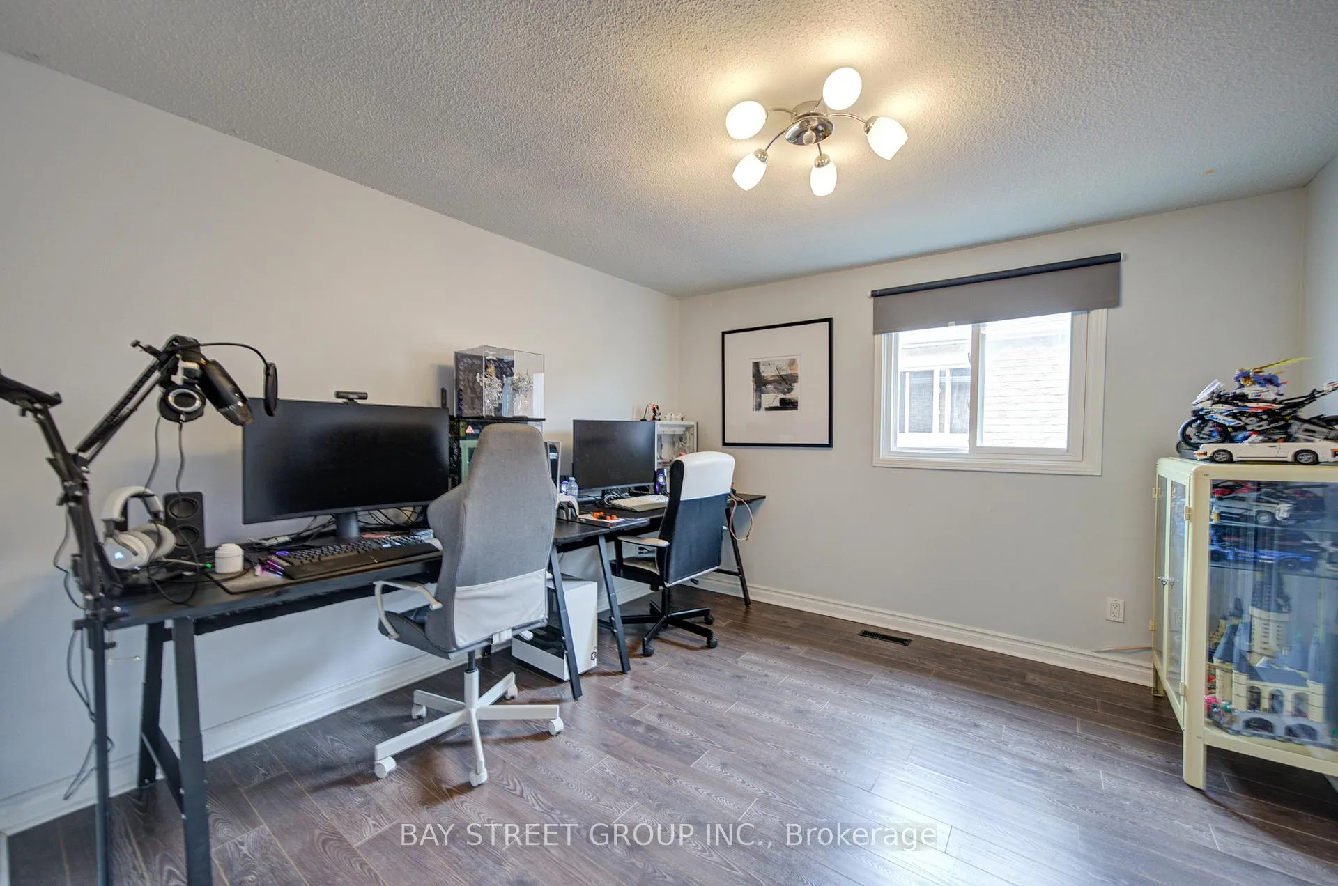 Photo 27 of 39 Ketchum Crescent, Markham, Middlefield — HOMEH