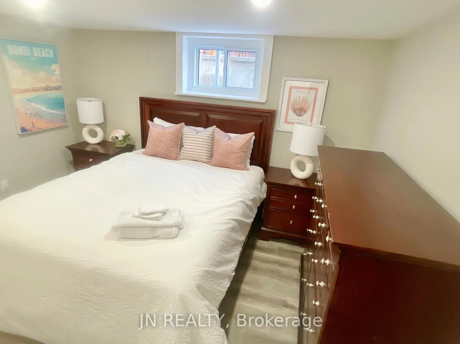 Photo 37 of 1100 Bruce Street, Sarnia — HOMEH