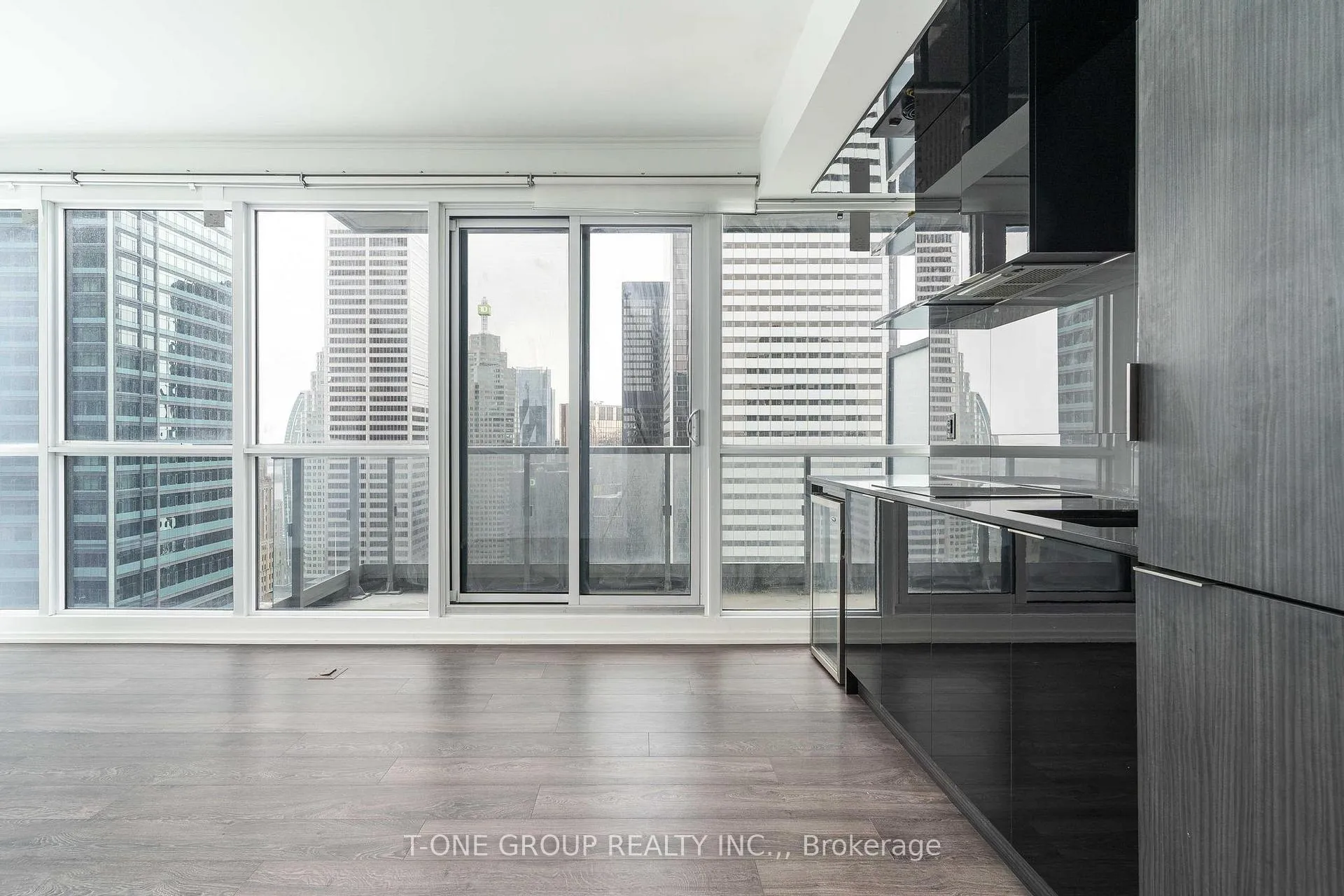 Photo 7 of Unit 4806, 70 Temperance Street, Toronto, Bay Street Corridor — HOMEH