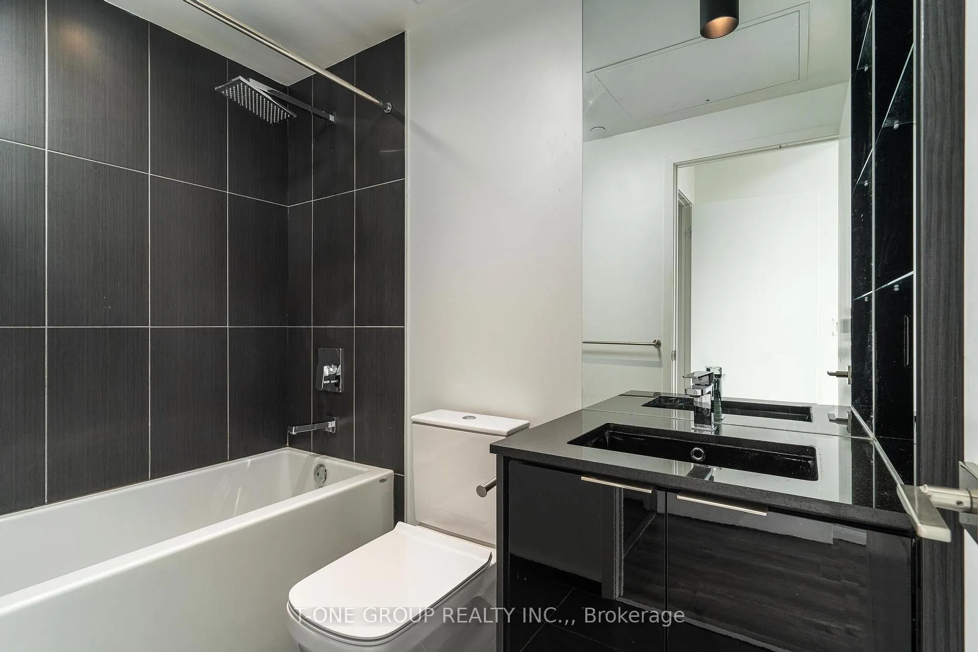 Photo 16 of Unit 4806, 70 Temperance Street, Toronto, Bay Street Corridor — HOMEH