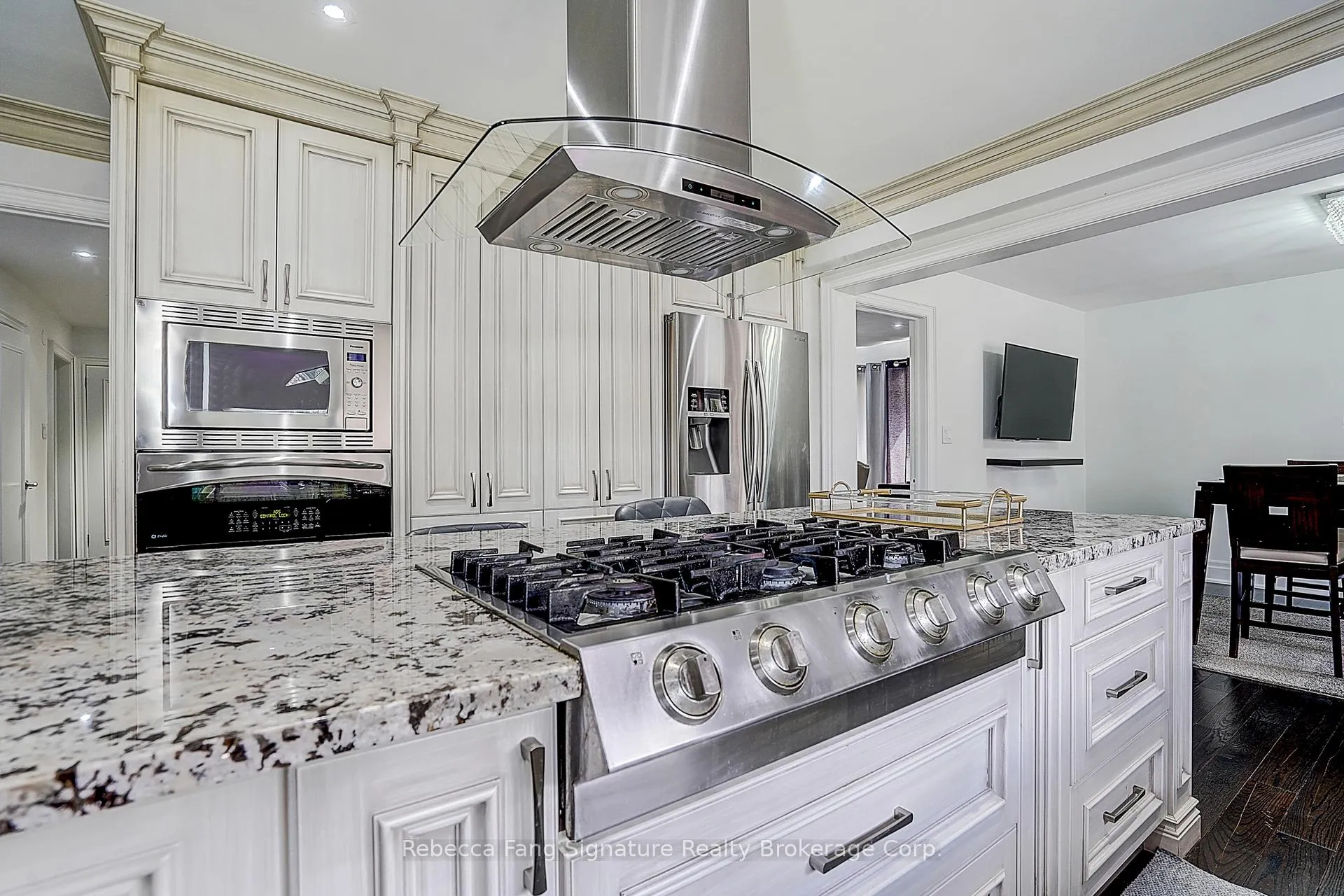 Photo 19 of 76 Oakdale Road, Vaughan, Maple — HOMEH
