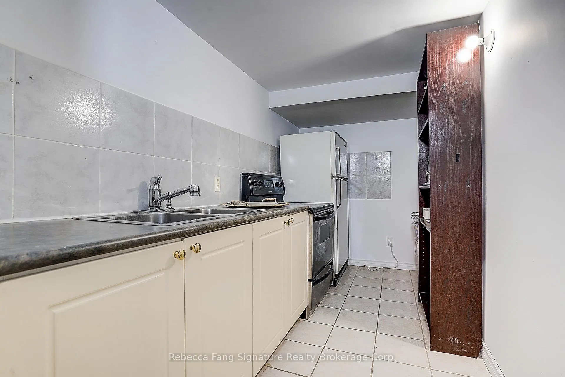 Photo 42 of 76 Oakdale Road, Vaughan, Maple — HOMEH