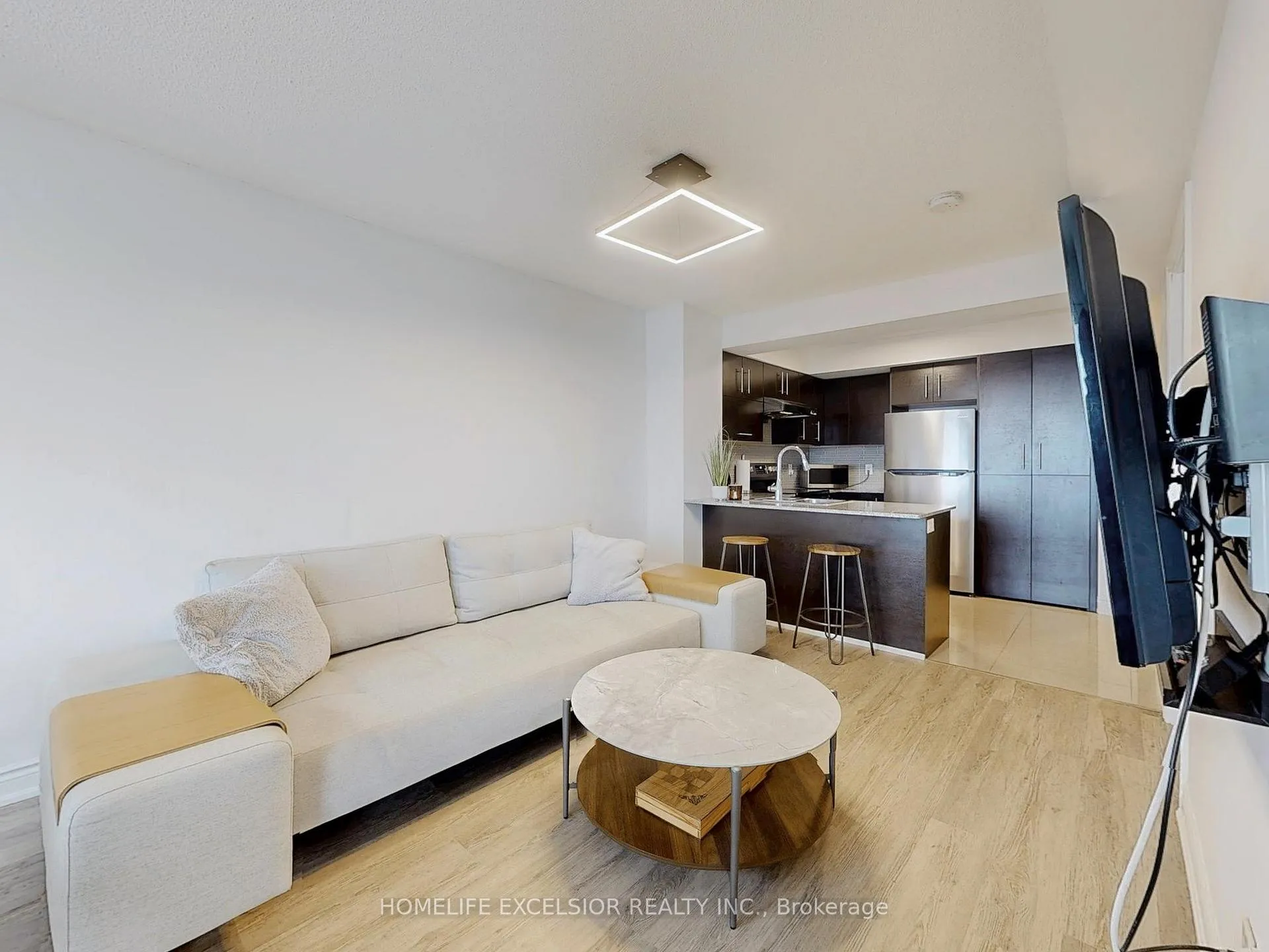 Photo 6 of Unit 1018, 273 South Park Road, Markham, Commerce Valley — HOMEH