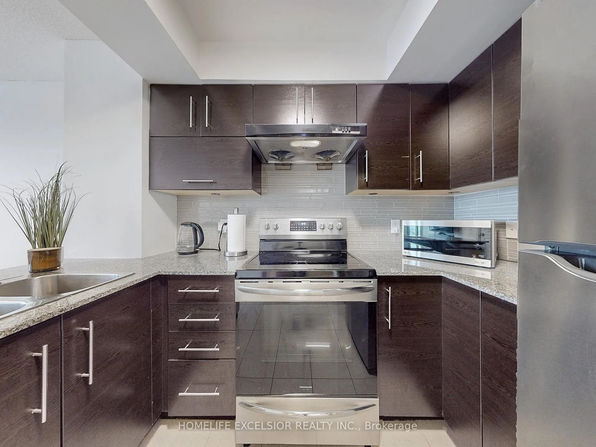 Photo 8 of Unit 1018, 273 South Park Road, Markham, Commerce Valley — HOMEH