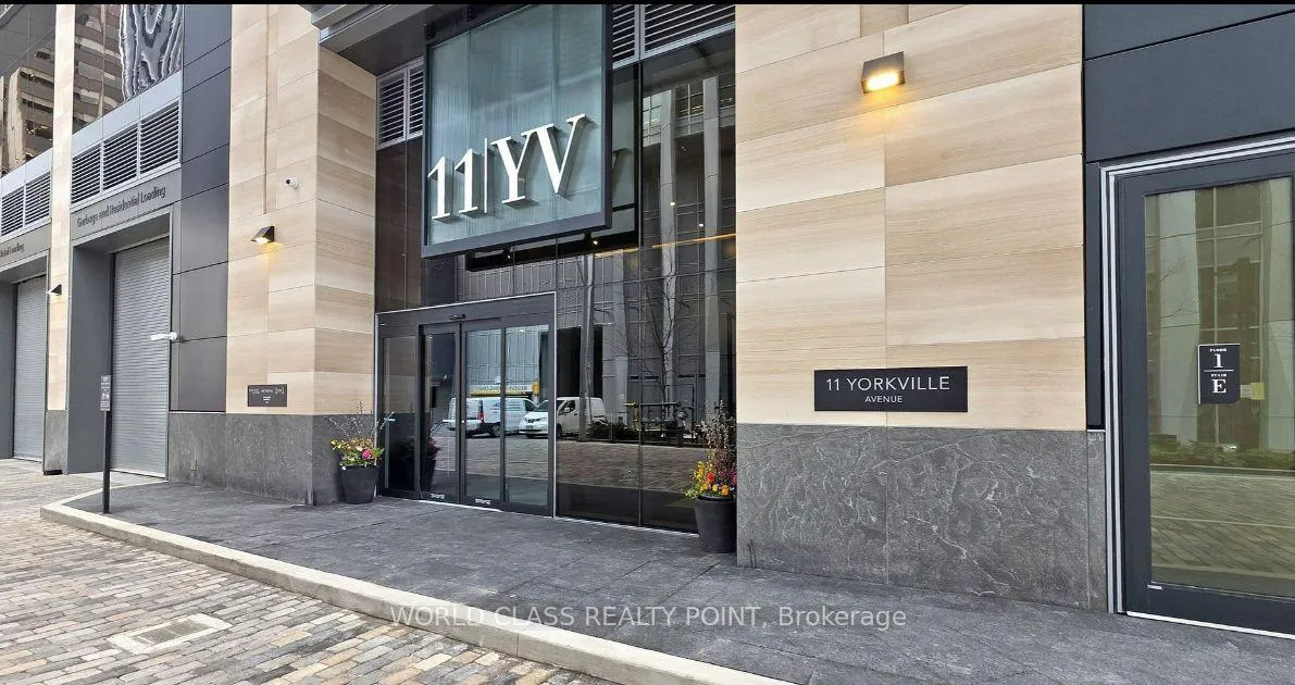 Front of Unit 3706, 11 Yorkville Avenue