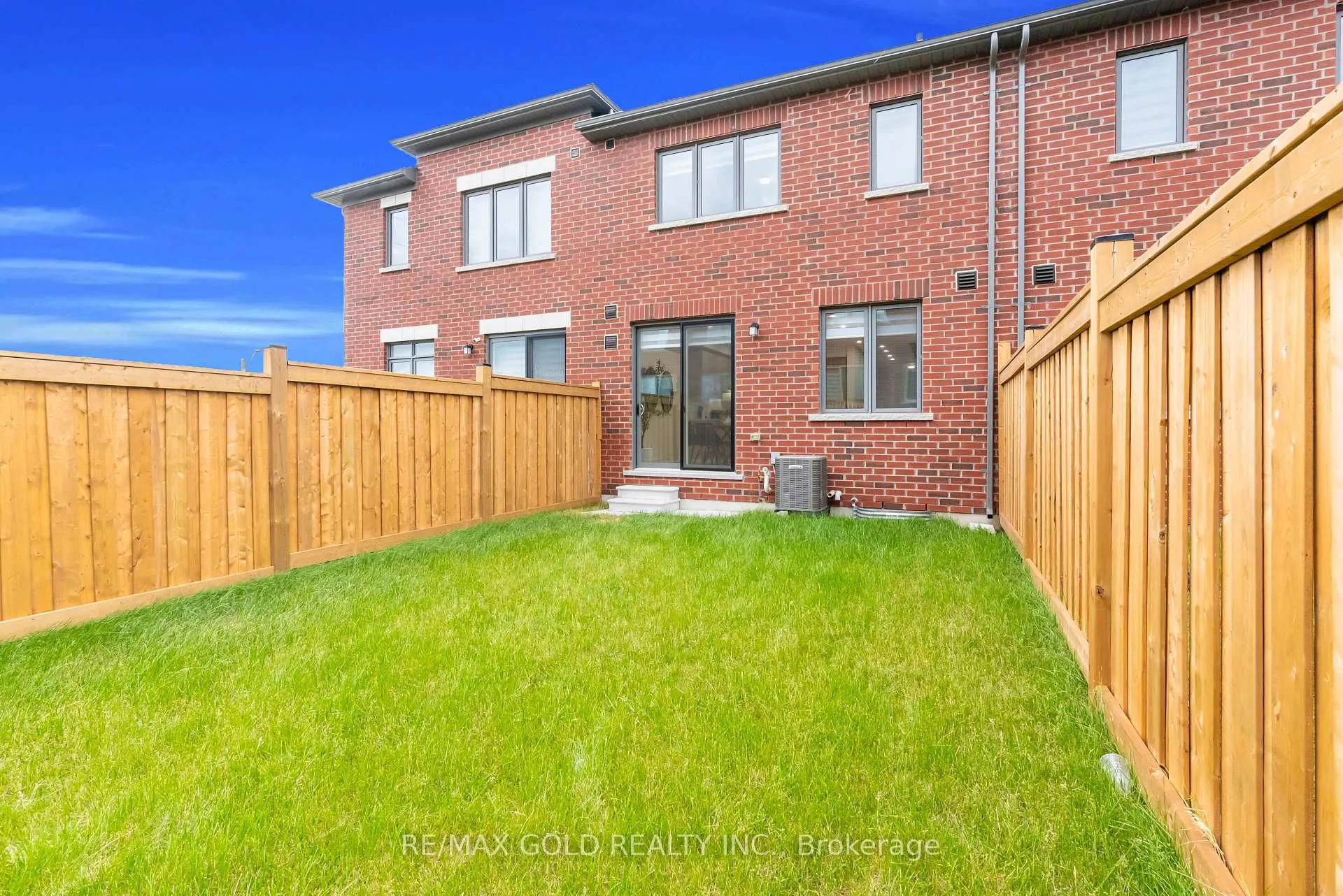 Photo 32 of 2007 Verne Bowen Street, Oshawa, Kedron — HOMEH