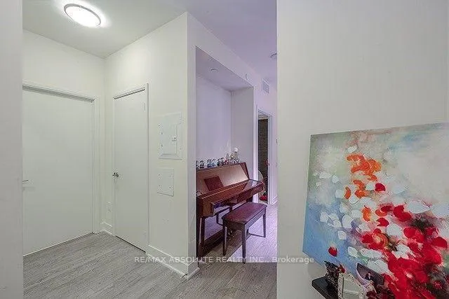 Photo 3 of Unit 3007, 30 Roehampton Avenue, Toronto, Mount Pleasant West — HOMEH