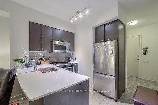 Photo 5 of Unit 3007, 30 Roehampton Avenue, Toronto, Mount Pleasant West — HOMEH
