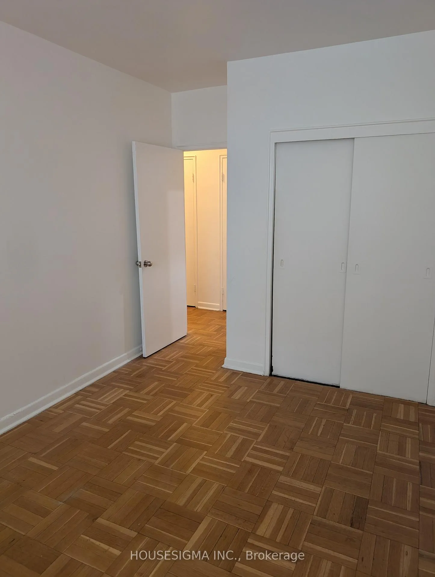 Photo 3 of 117 Cosburn Avenue, Toronto, Danforth Village-East York — HOMEH