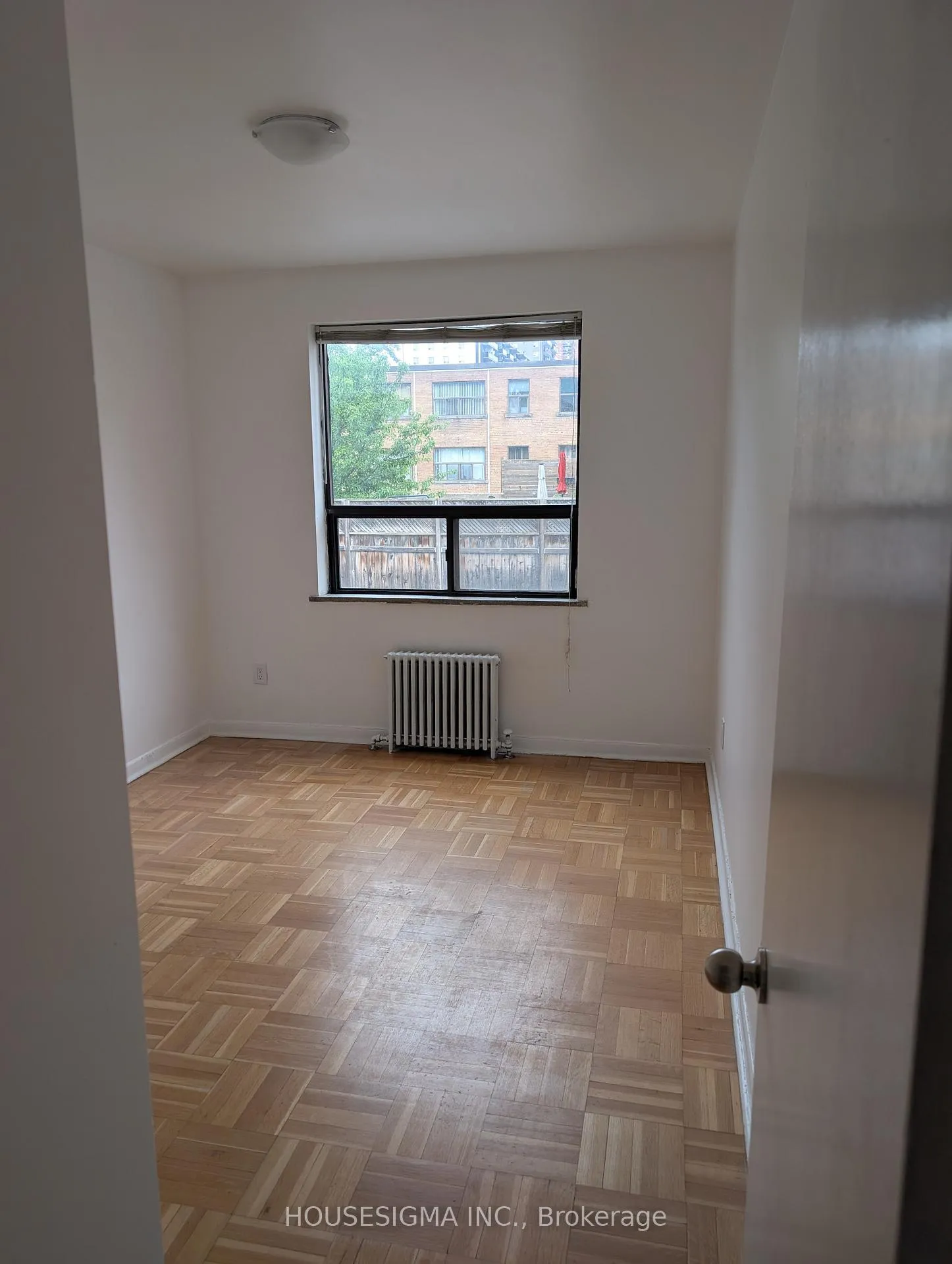 Photo 4 of 117 Cosburn Avenue, Toronto, Danforth Village-East York — HOMEH
