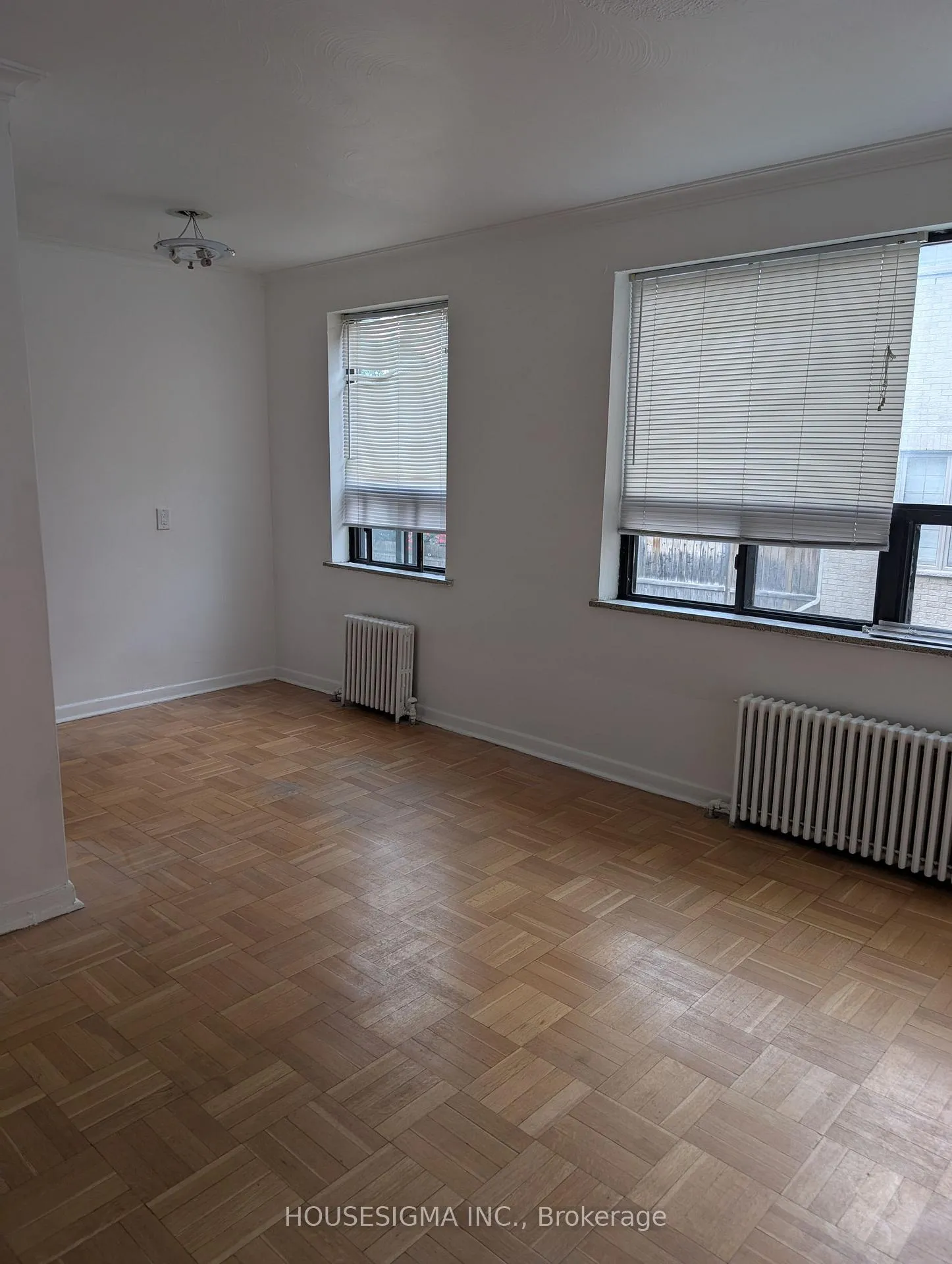 Photo 5 of 117 Cosburn Avenue, Toronto, Danforth Village-East York — HOMEH