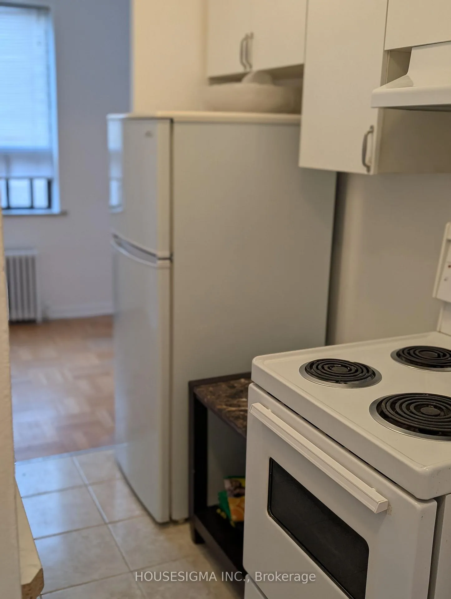 Photo 9 of 117 Cosburn Avenue, Toronto, Danforth Village-East York — HOMEH