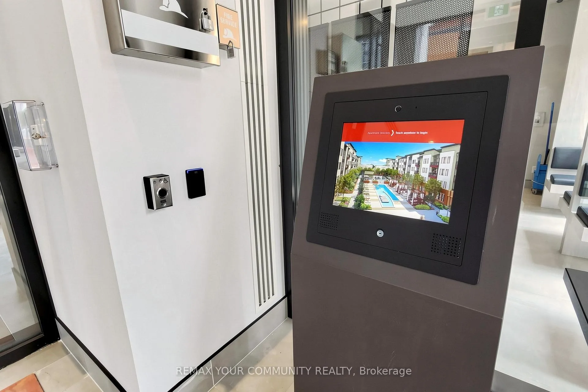 Photo 3 of Unit 507, 609 Sherbourne Street E, Toronto, North St. James Town — HOMEH