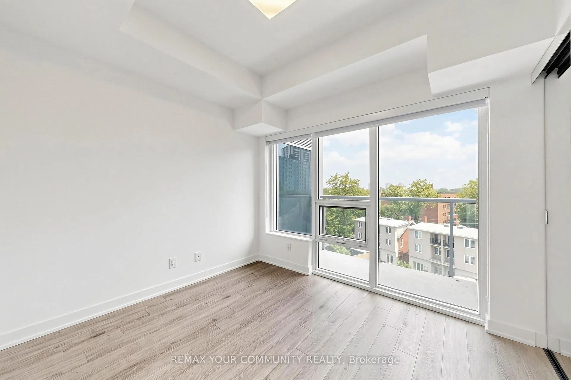 Photo 21 of Unit 507, 609 Sherbourne Street E, Toronto, North St. James Town — HOMEH