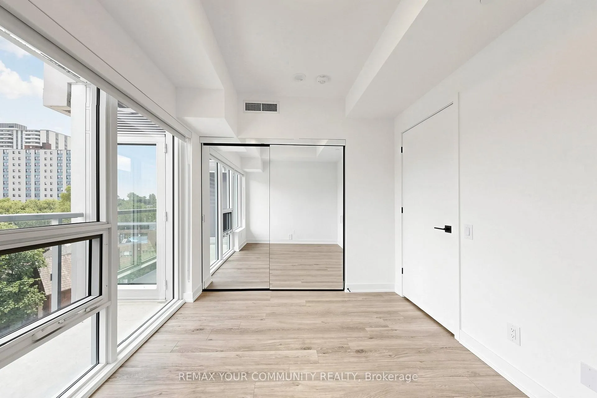 Photo 22 of Unit 507, 609 Sherbourne Street E, Toronto, North St. James Town — HOMEH
