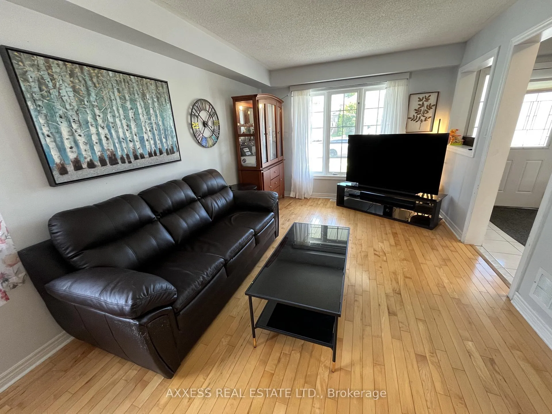 Photo 3 of 234 Esther Drive, Barrie, Painswick South — HOMEH