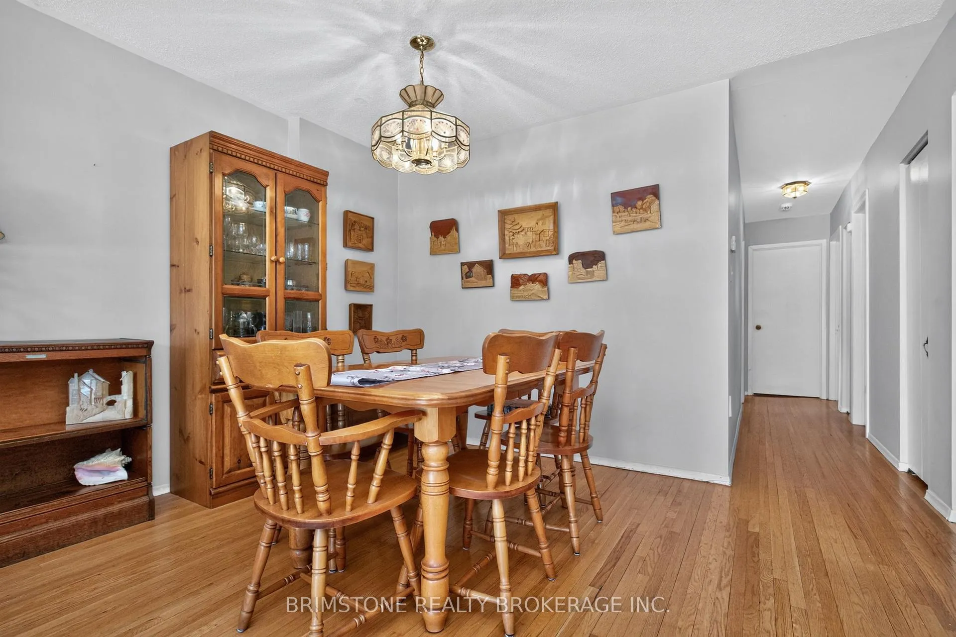 Photo 8 of 22 Lonsdale Place, Barrie, Grove East — HOMEH