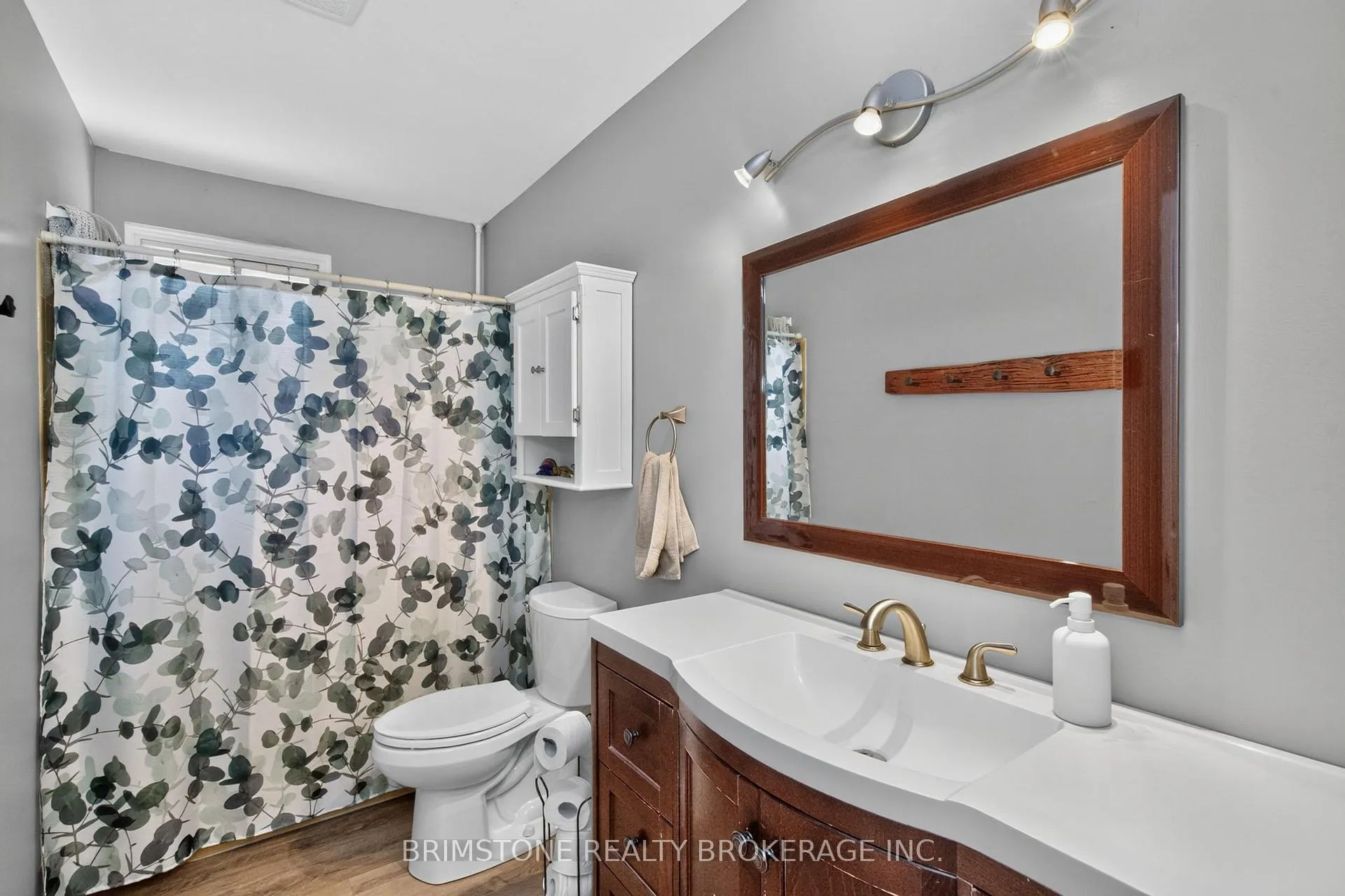 Photo 13 of 22 Lonsdale Place, Barrie, Grove East — HOMEH