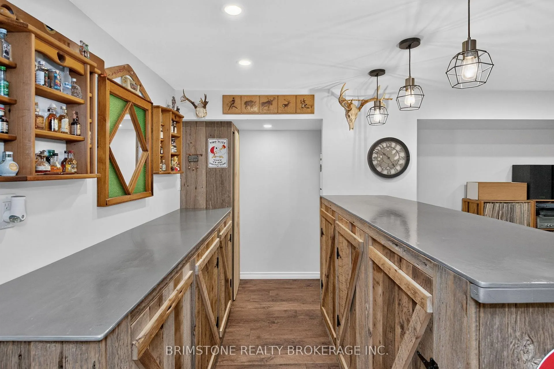 Photo 24 of 22 Lonsdale Place, Barrie, Grove East — HOMEH