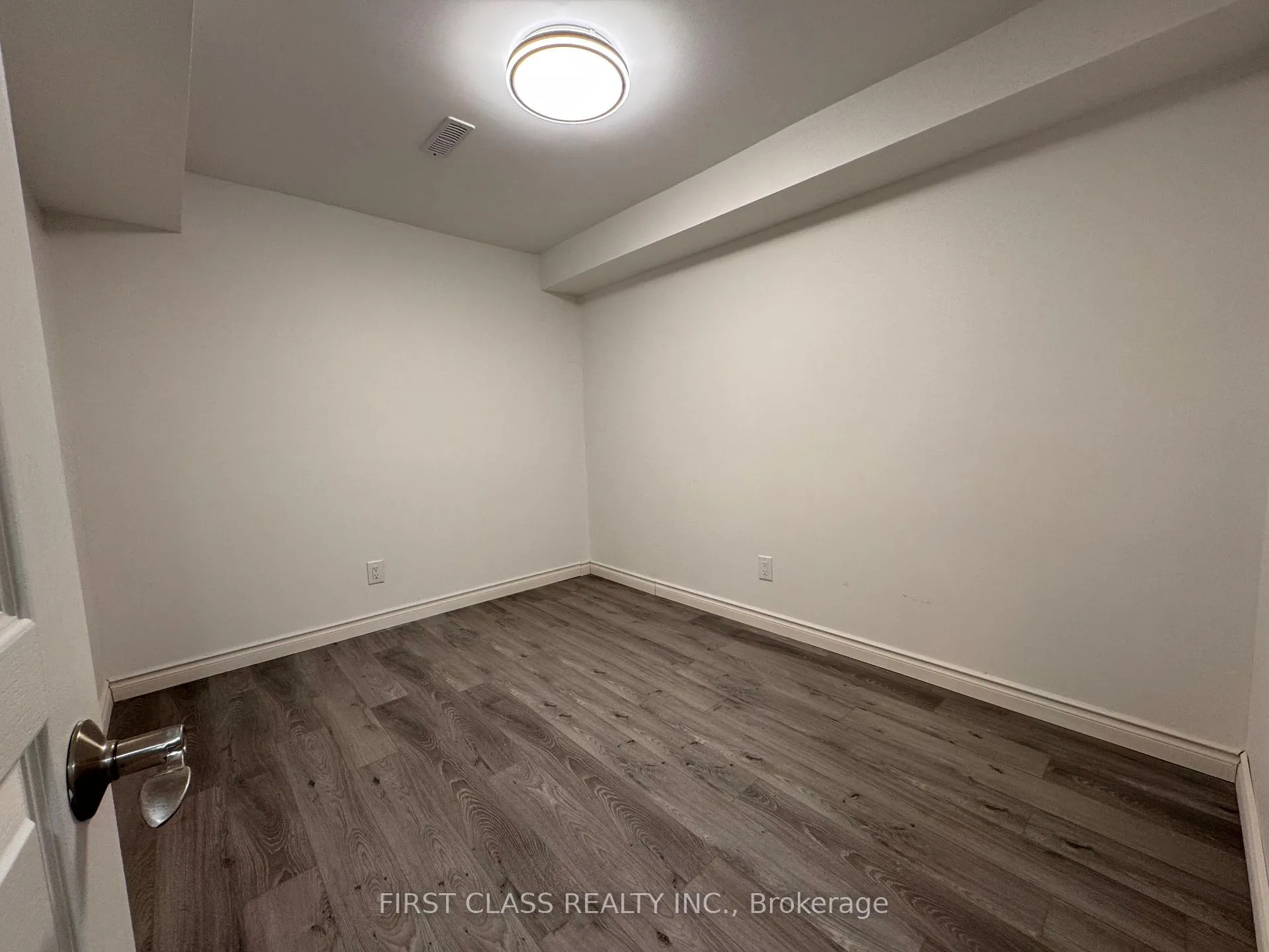 Photo 6 of 2793 Lindholm Crescent, Mississauga, Central Erin Mills — HOMEH