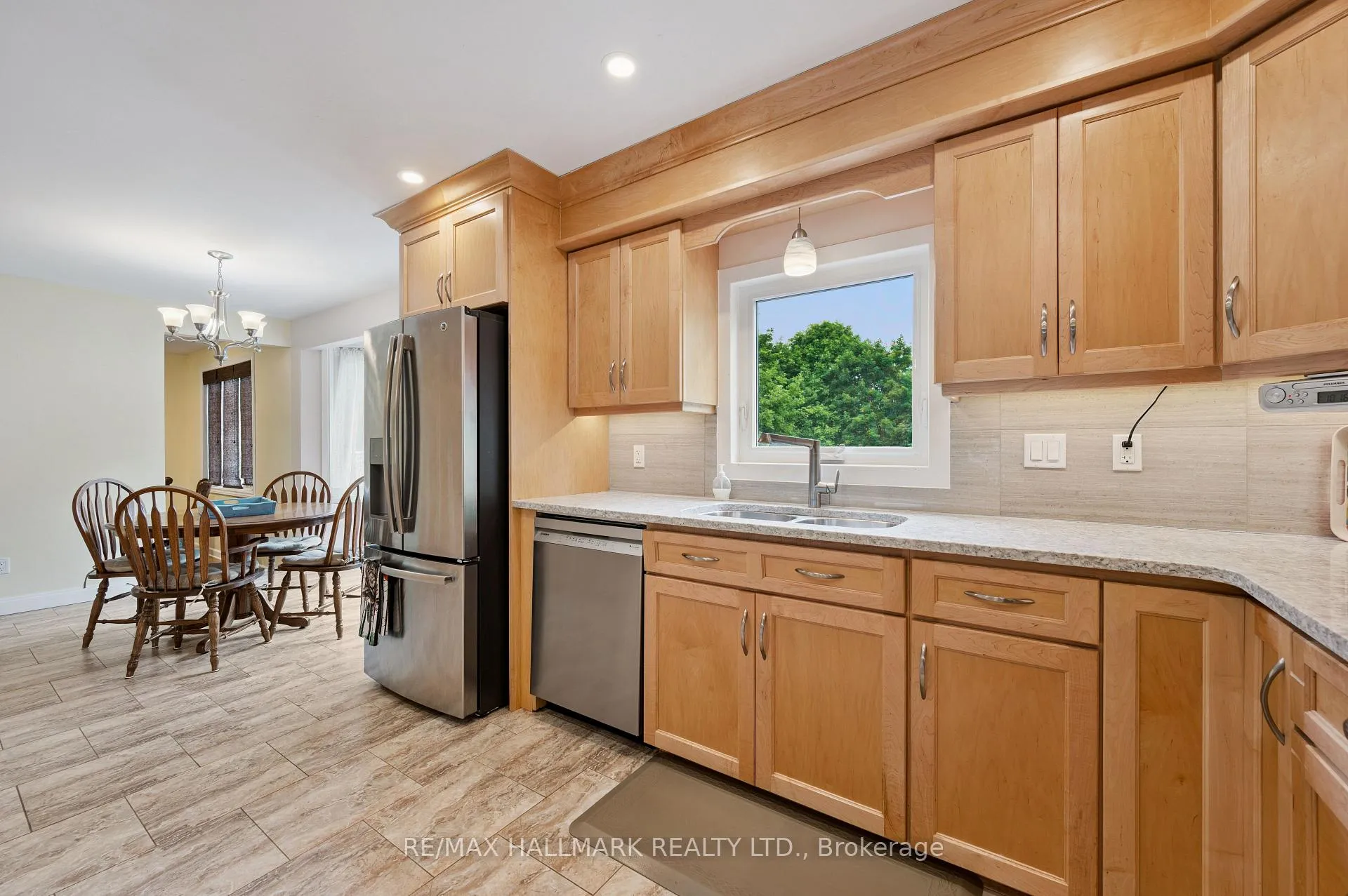 Photo 12 of 47 Dundee Avenue, Wilmot, New Dundee — HOMEH