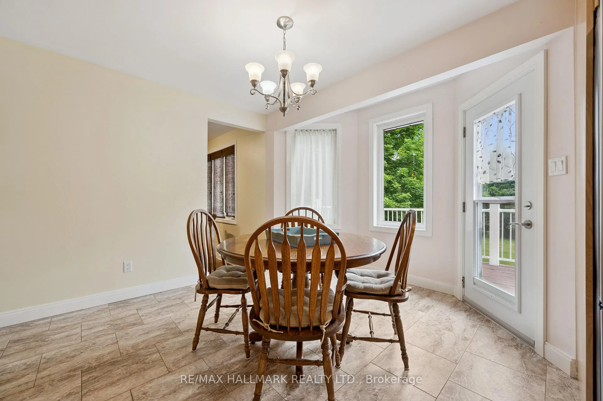 Photo 13 of 47 Dundee Avenue, Wilmot, New Dundee — HOMEH
