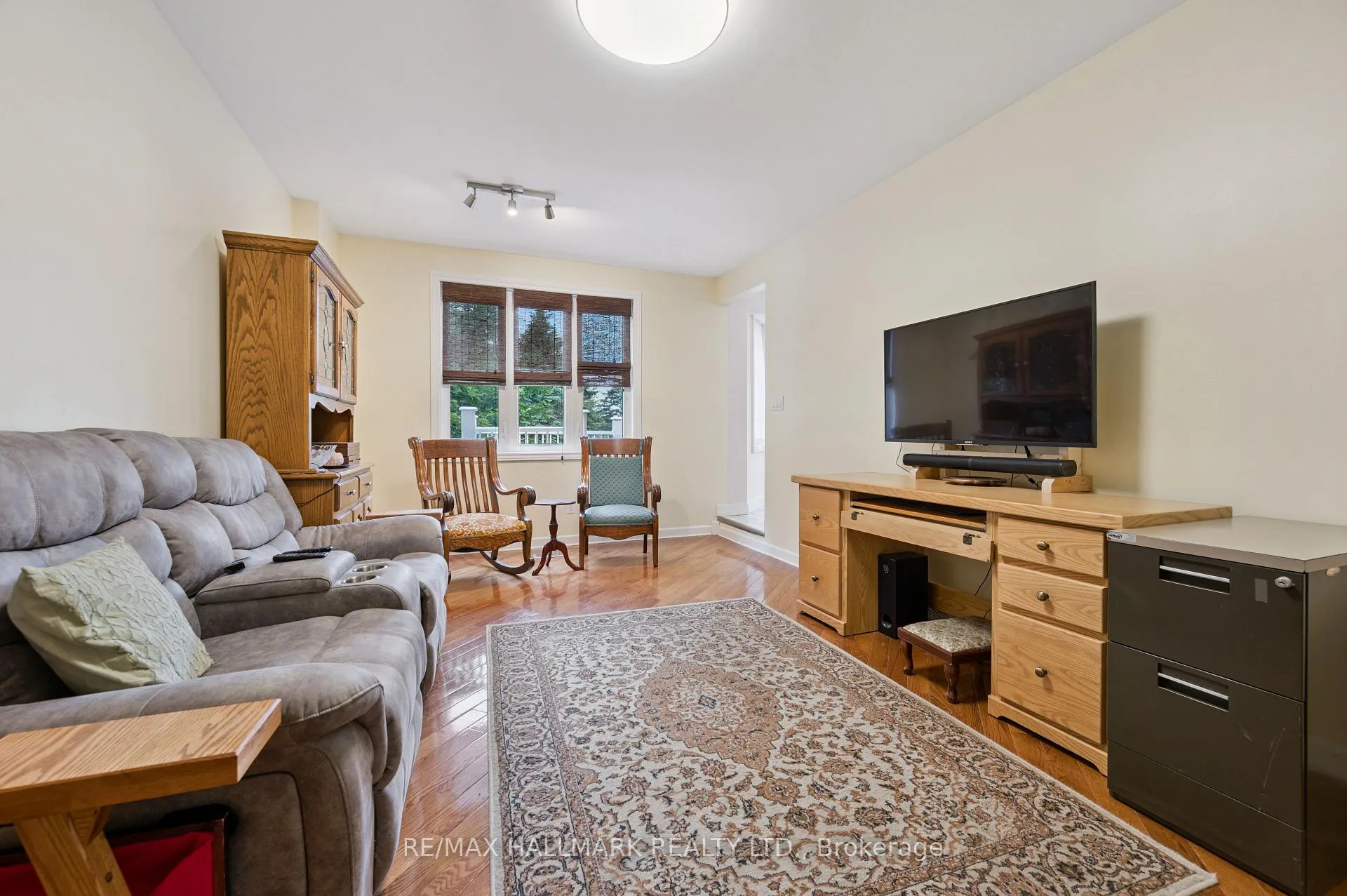 Photo 17 of 47 Dundee Avenue, Wilmot, New Dundee — HOMEH