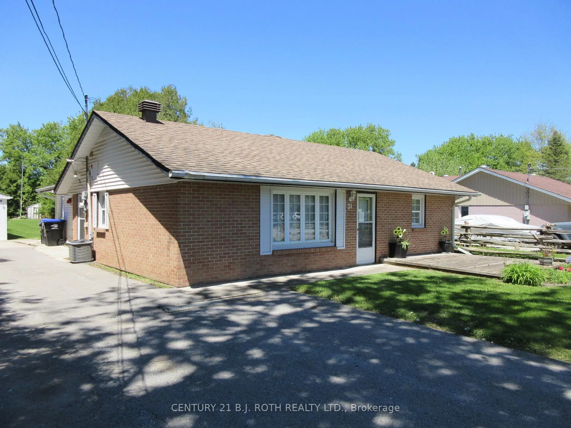 Front of 31 River Drive