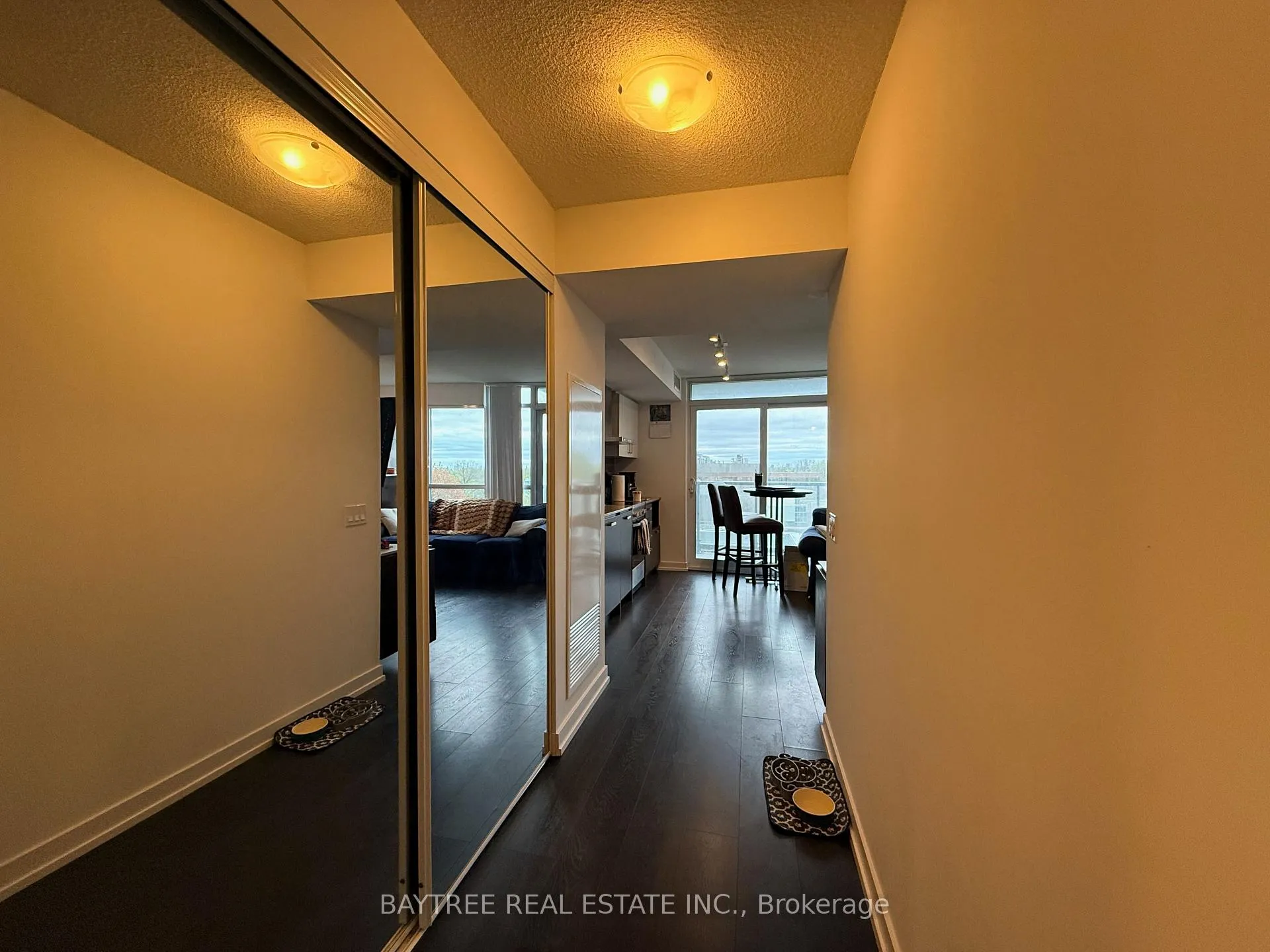 Photo 9 of Unit 416, 125 Redpath Avenue, Toronto, Mount Pleasant West — HOMEH