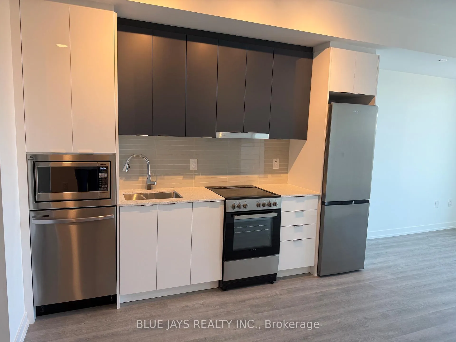 Photo 5 of Unit 2102, 9751 Markham Road, Markham, Greensborough — HOMEH