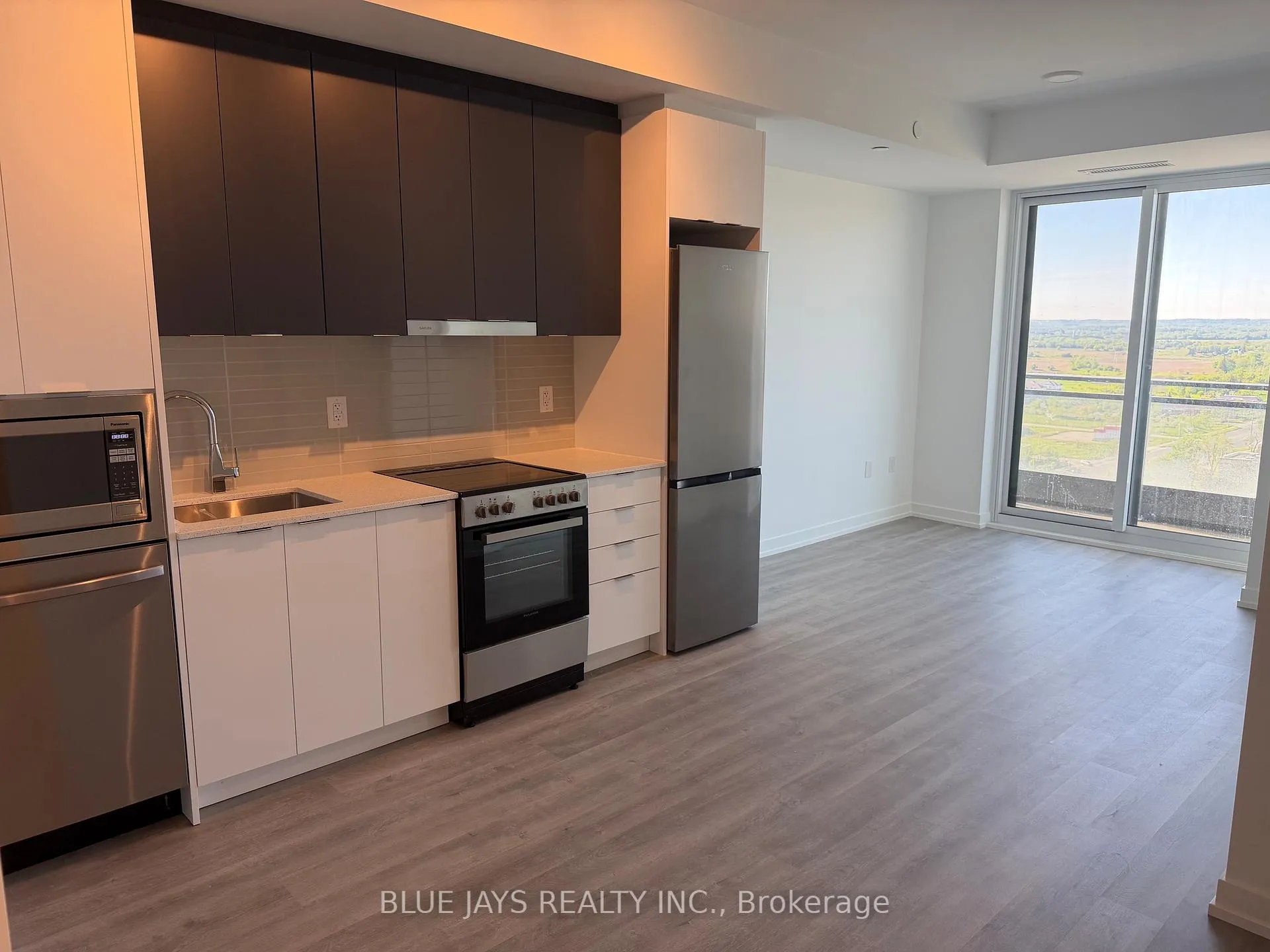 Photo 6 of Unit 2102, 9751 Markham Road, Markham, Greensborough — HOMEH
