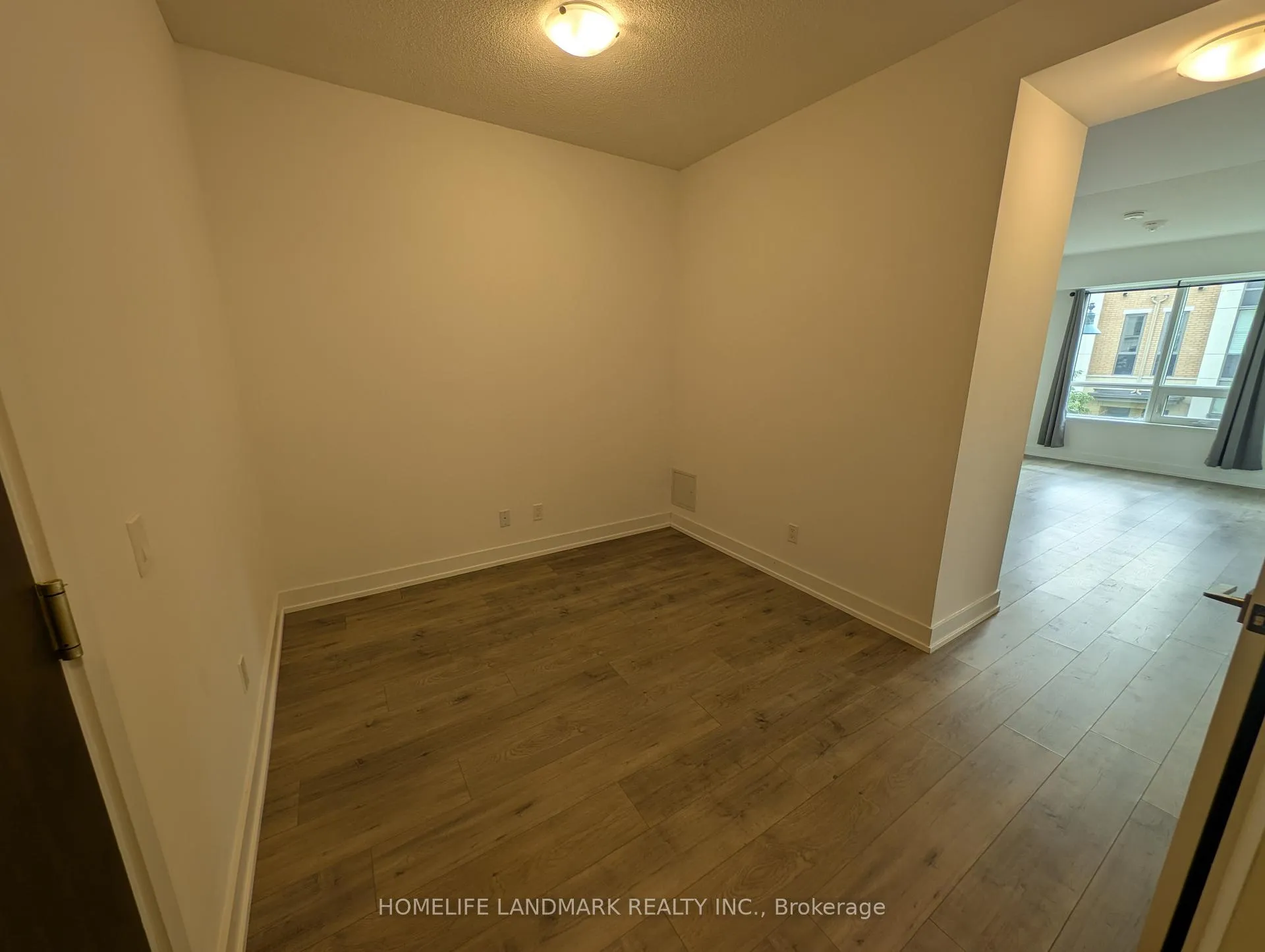 Photo 5 of Unit 216W, 268 Buchanan Drive, Markham, Unionville — HOMEH