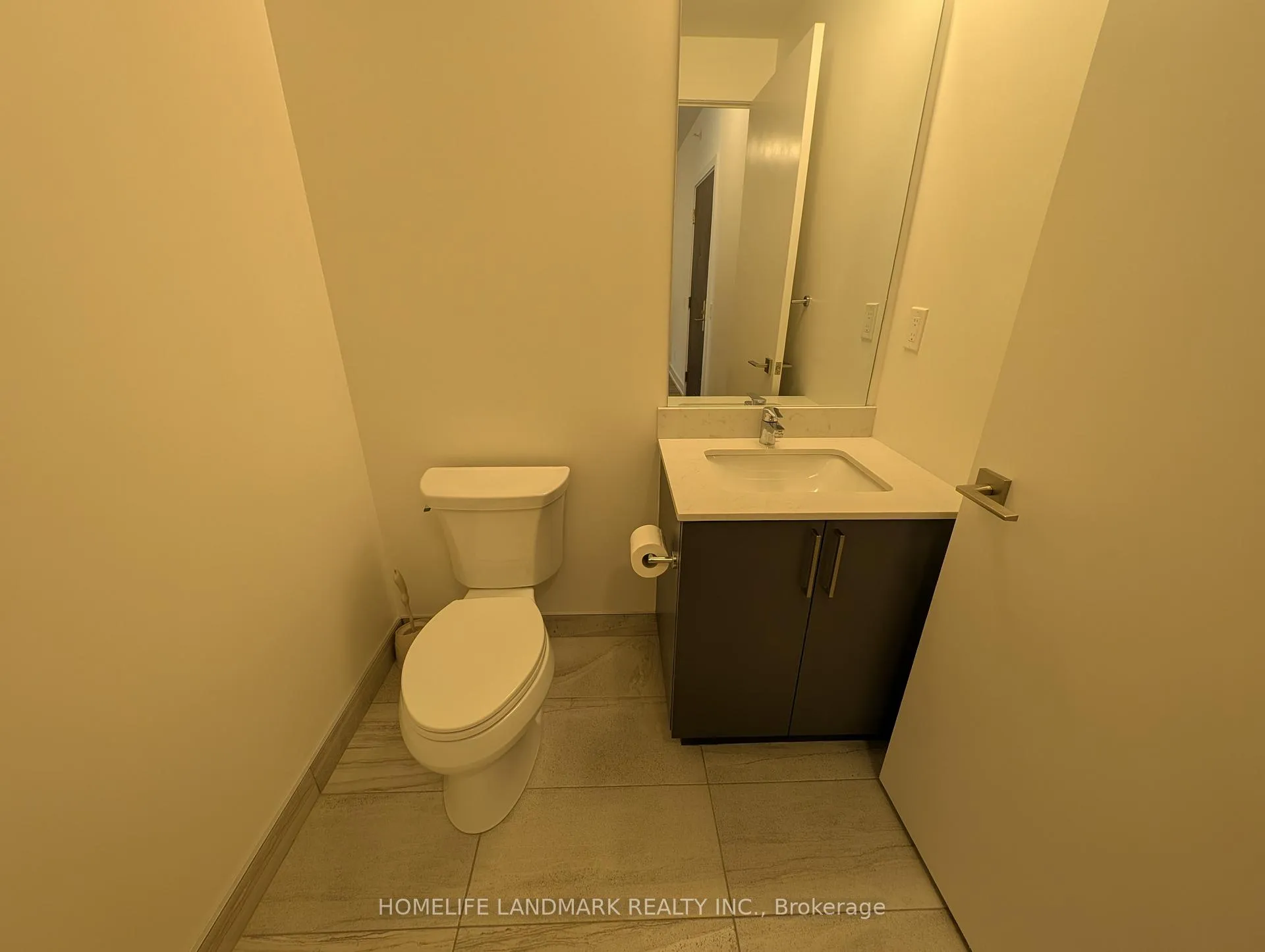 Photo 8 of Unit 216W, 268 Buchanan Drive, Markham, Unionville — HOMEH