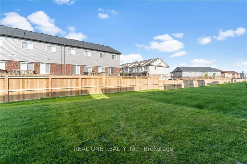 Photo 28 of 335 Raymond Road, Hamilton, Meadowlands — HOMEH