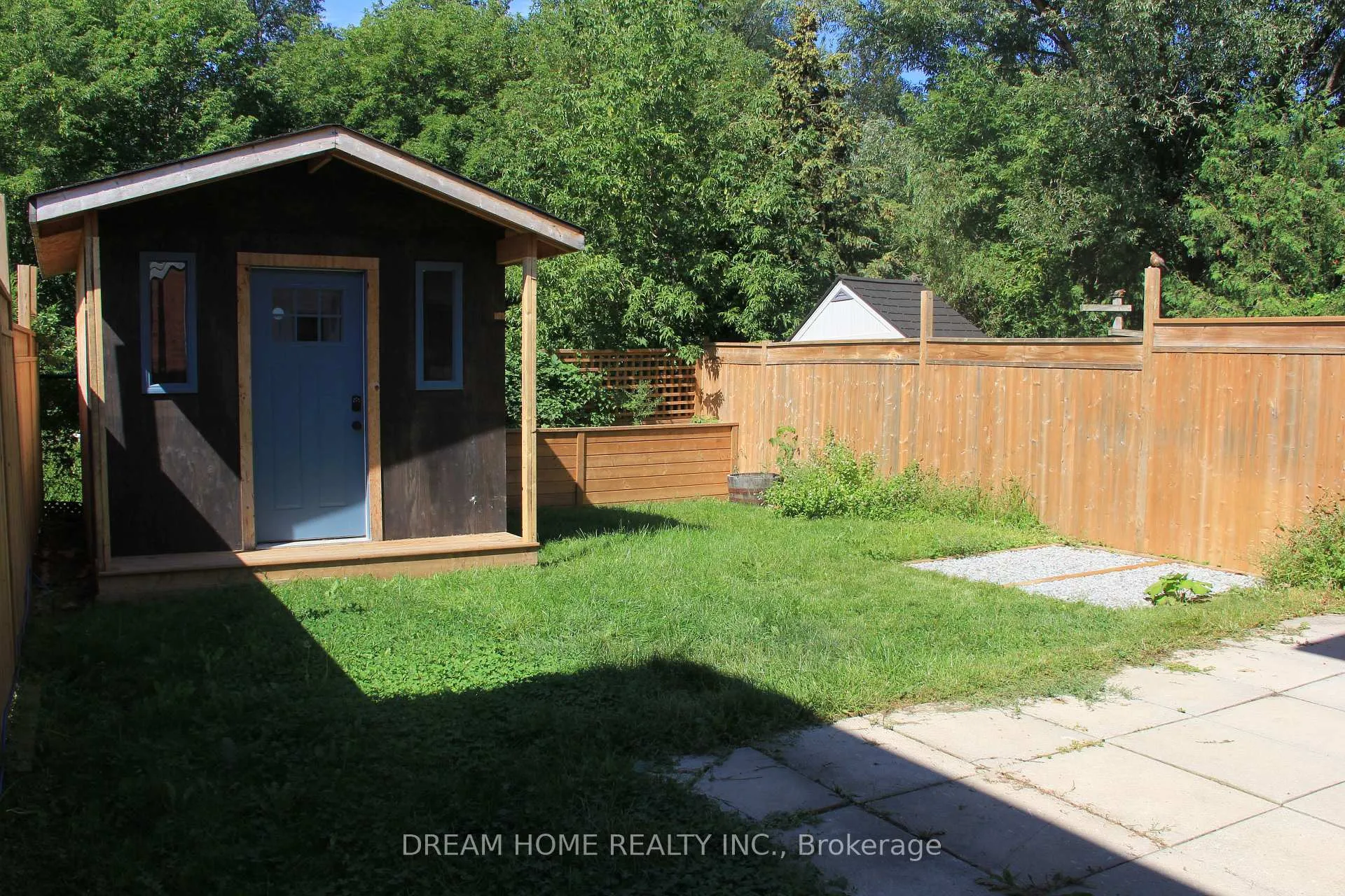 Photo 24 of 50 Pickett Crescent, Barrie, Painswick North — HOMEH