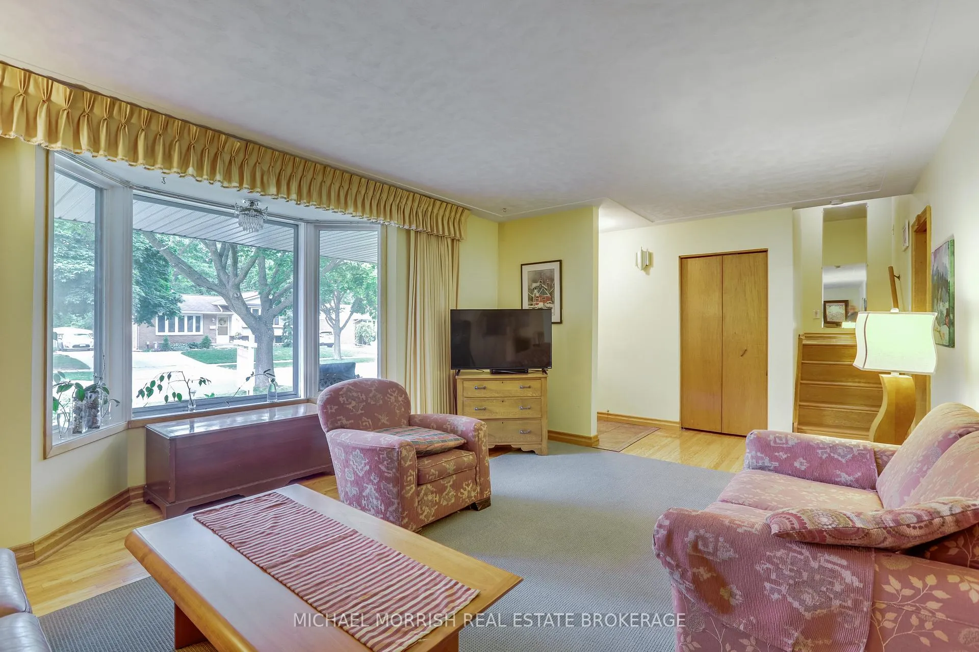 Photo 12 of 1 Lupus Place, London, South S — HOMEH