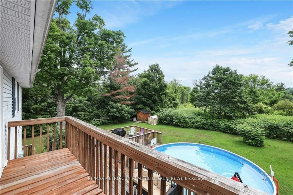 Photo 17 of 121 Pheasant Run, Greater Madawaska, Greater Madawaska — HOMEH