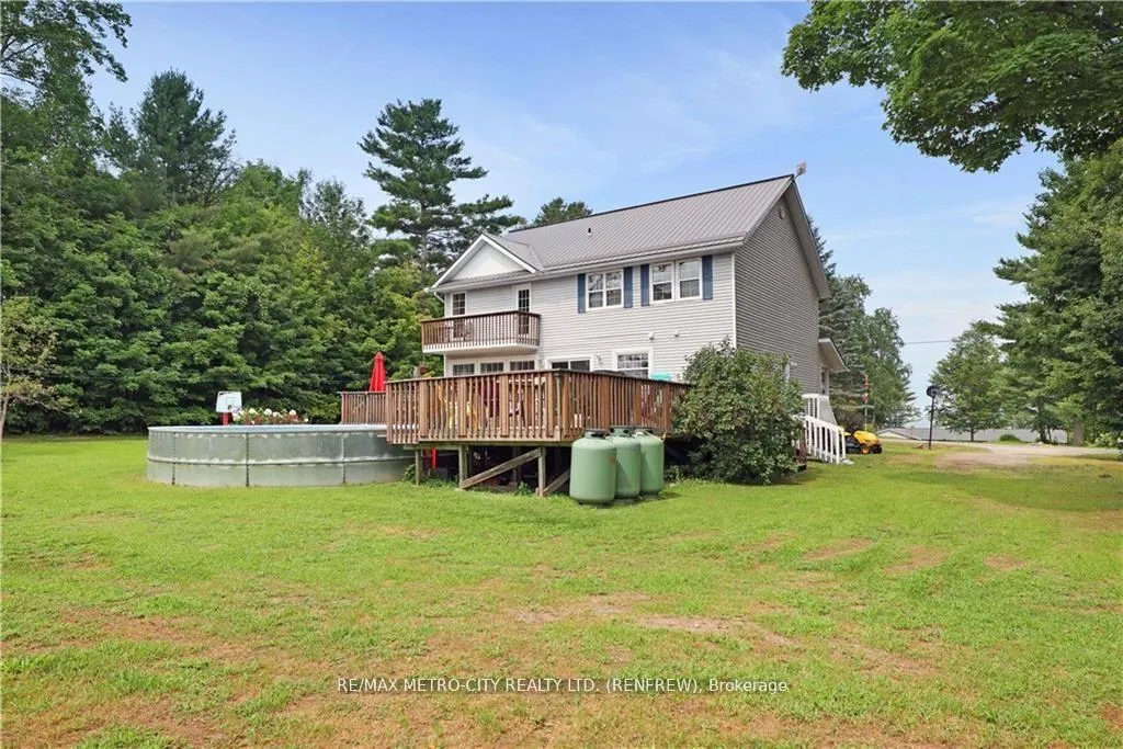 Photo 32 of 121 Pheasant Run, Greater Madawaska, Greater Madawaska — HOMEH
