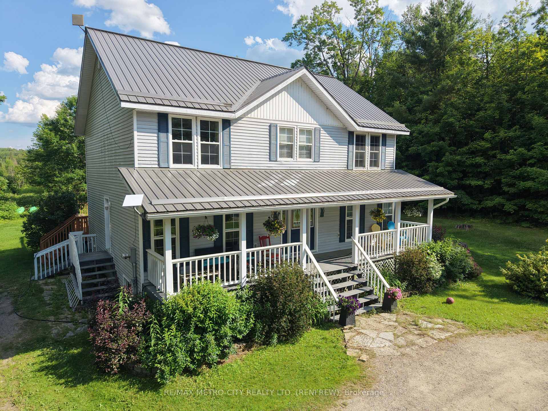Photo 4 of 121 Pheasant Run, Greater Madawaska, Greater Madawaska — HOMEH